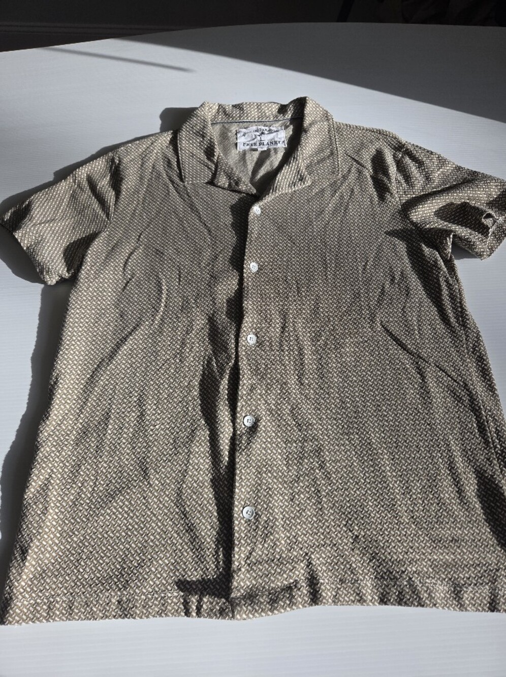 Free Planet Men's Short Sleeve Button-Down Shirt in Brown Geometric Print